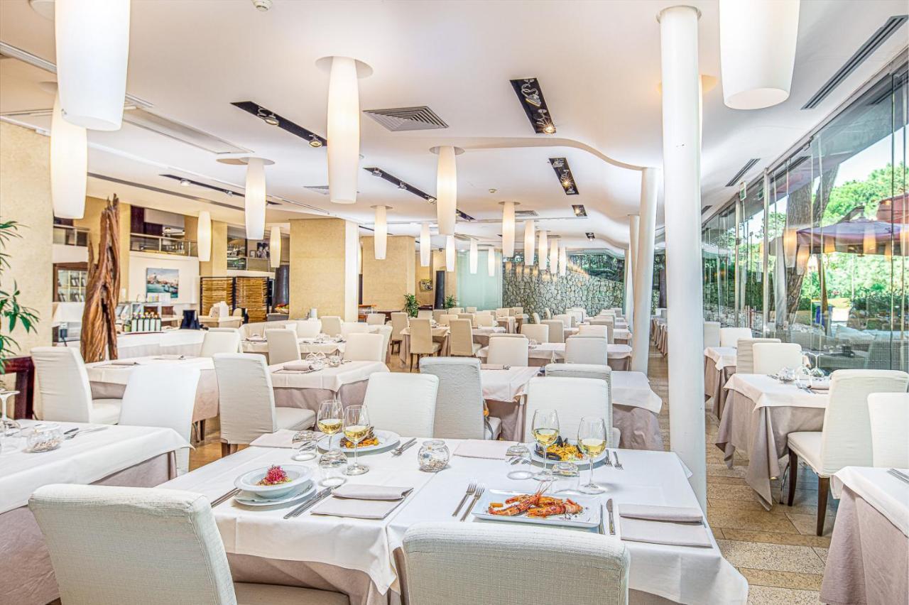 Hotel Rex Lignano Sabbiadoro Buitenkant foto
