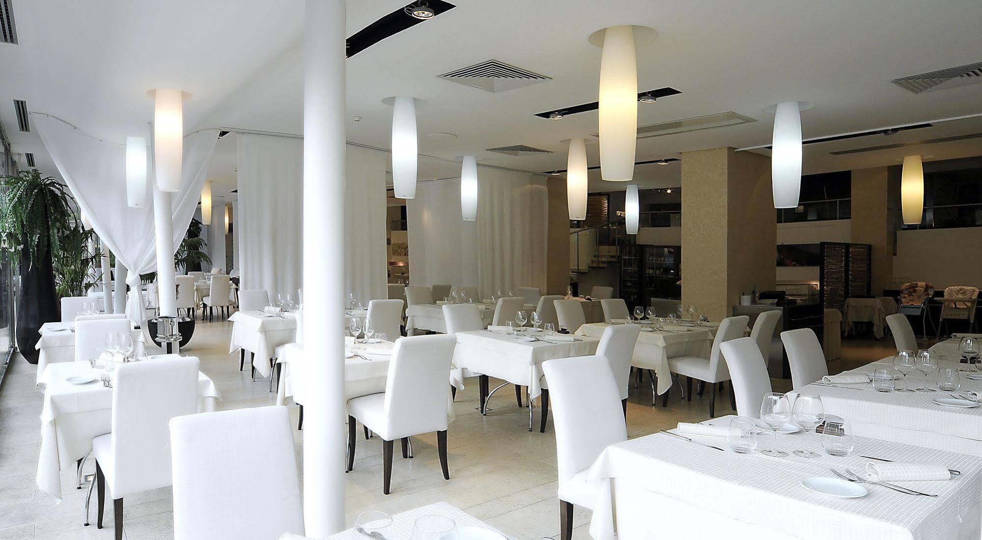Hotel Rex Lignano Sabbiadoro Buitenkant foto